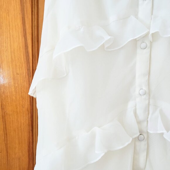 ASOS DESIGN Maternity off shoulder midi dress - Picture 3 of 4